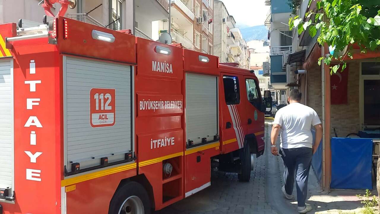 Kötü koku gelen evden ünlü modacının cesedi çıktı 6